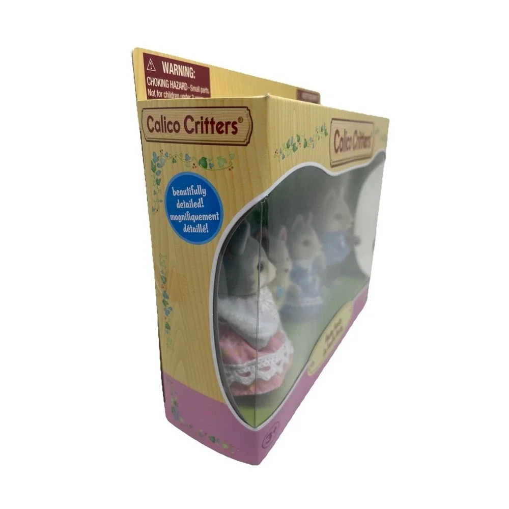 Sylvanian Families Calico Critters Husky Family 5 Detailed Figures New in Box
